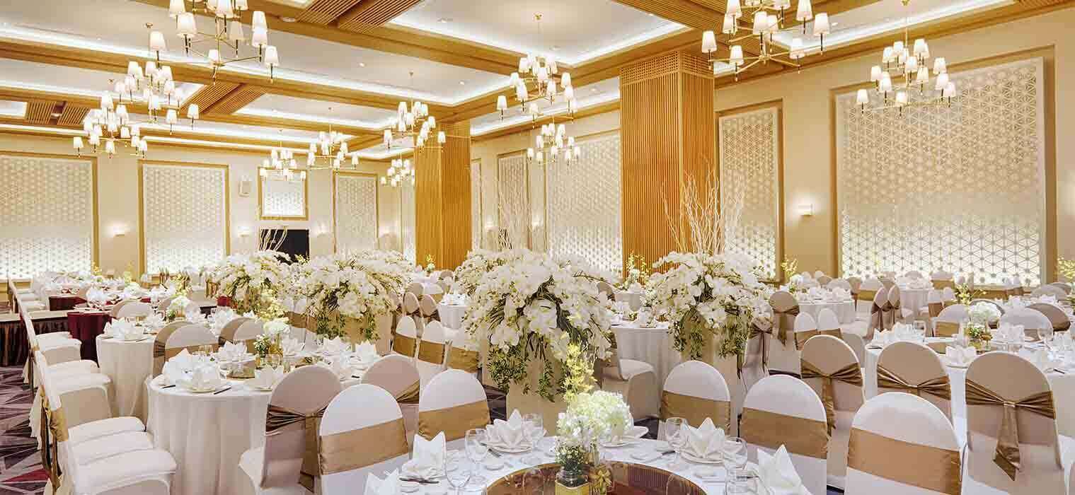 Nhà hàng tiệc cưới quận Tân Bình - Địa điểm lý tưởng cho tiệc cưới kiểu châu Âu