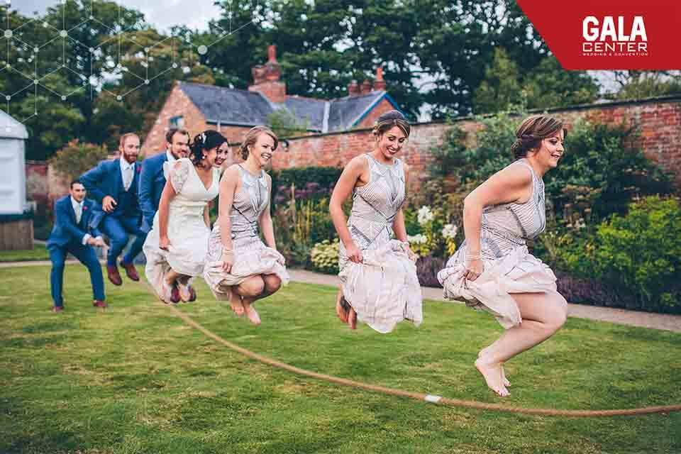 Những trò chơi trong tiệc cưới cho hôn lễ thêm vui vẻ